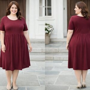 Zenana Outfitters Burgundy Midi Dress Women’s 1X Classic Fit Short Sleeve Flowy